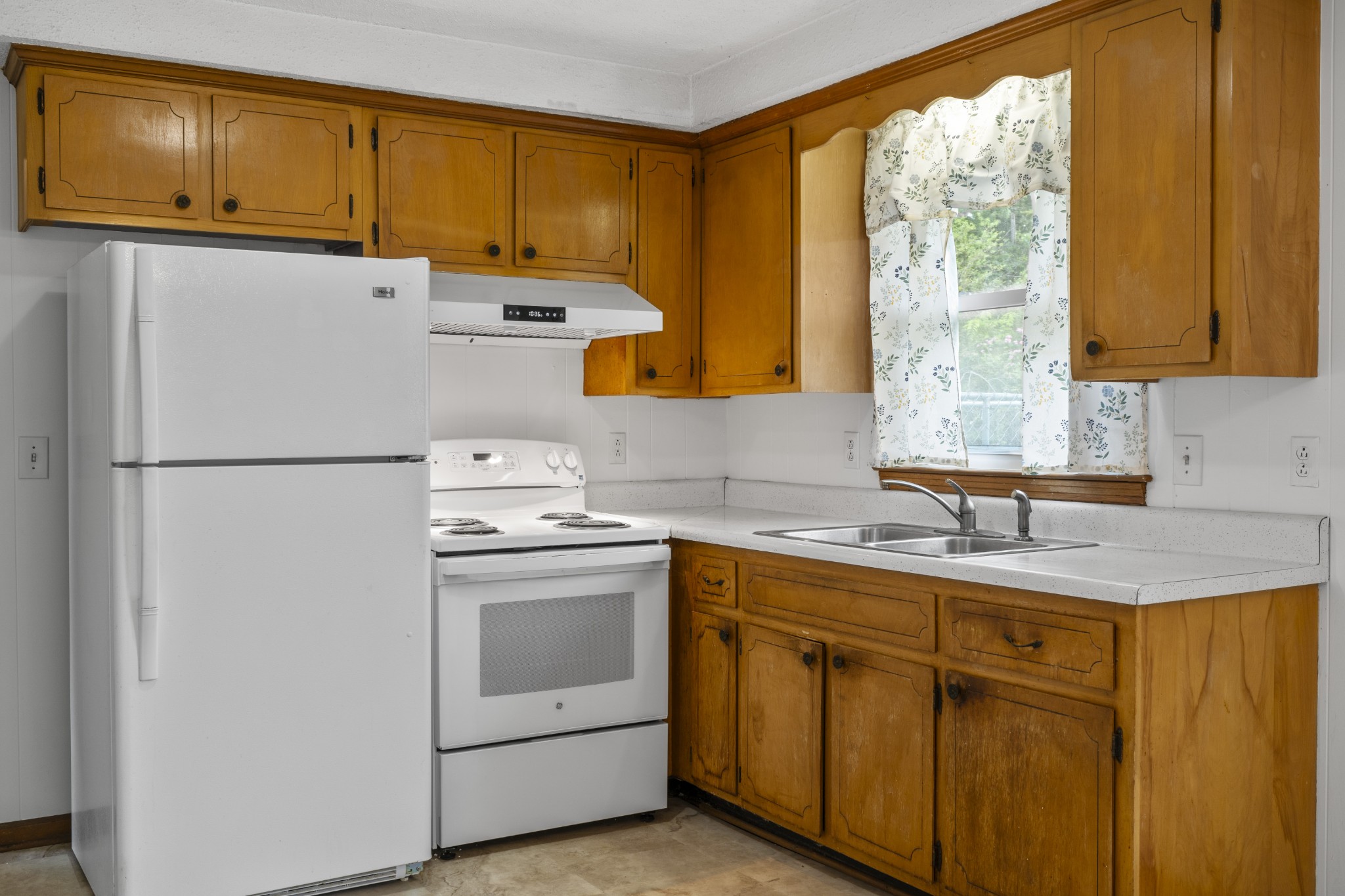 827 Lafayette Road Clarksville, TN 37042 - Photo 13 of 27 Gallery Image 13