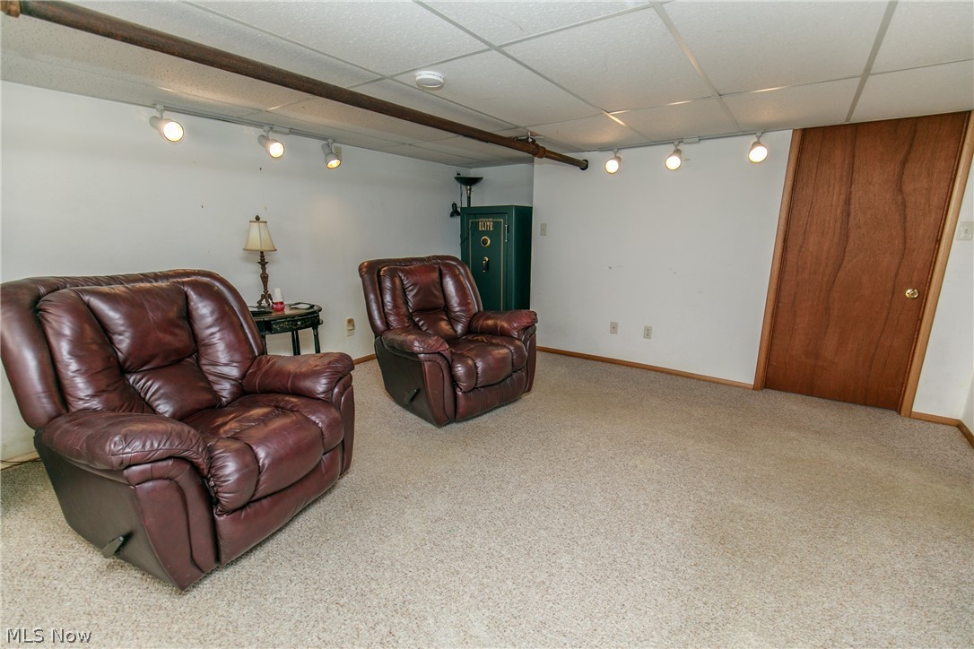 1467 Middleton Road Cleveland, OH 44121 - Photo 29 of 35