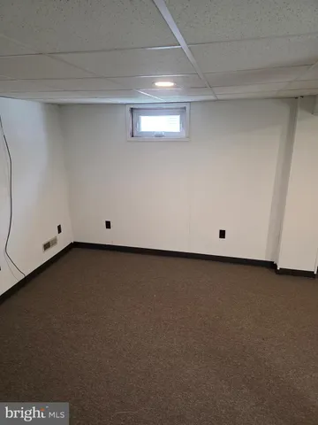 $2,050 | 1008 Fairview Avenue, Wilmington, DE 19809