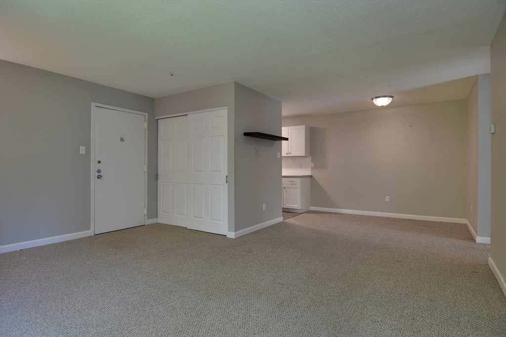 8 Village Way, Unit 10 Natick, MA 01760 - Photo 7 of 24