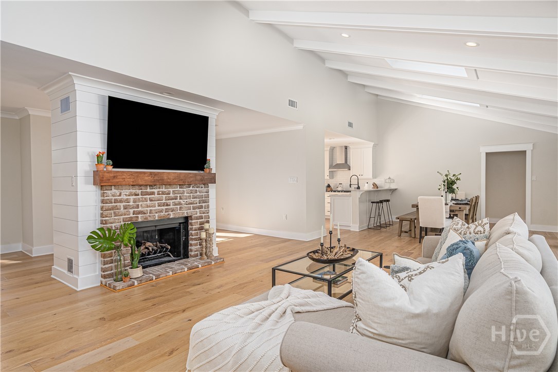 10 Howley Lane Savannah, GA 31411 - Photo 4 of 27