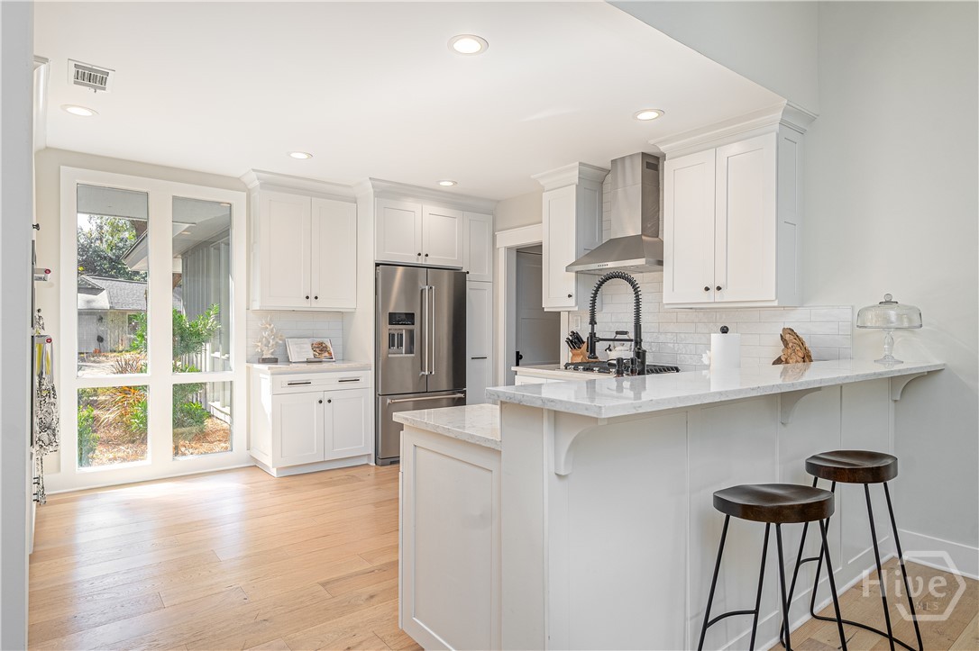 10 Howley Lane Savannah, GA 31411 - Photo 8 of 27