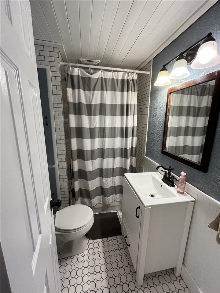 405 George Street Flushing, MI 48433 - Photo 35 of 37 50075702-34.JPG