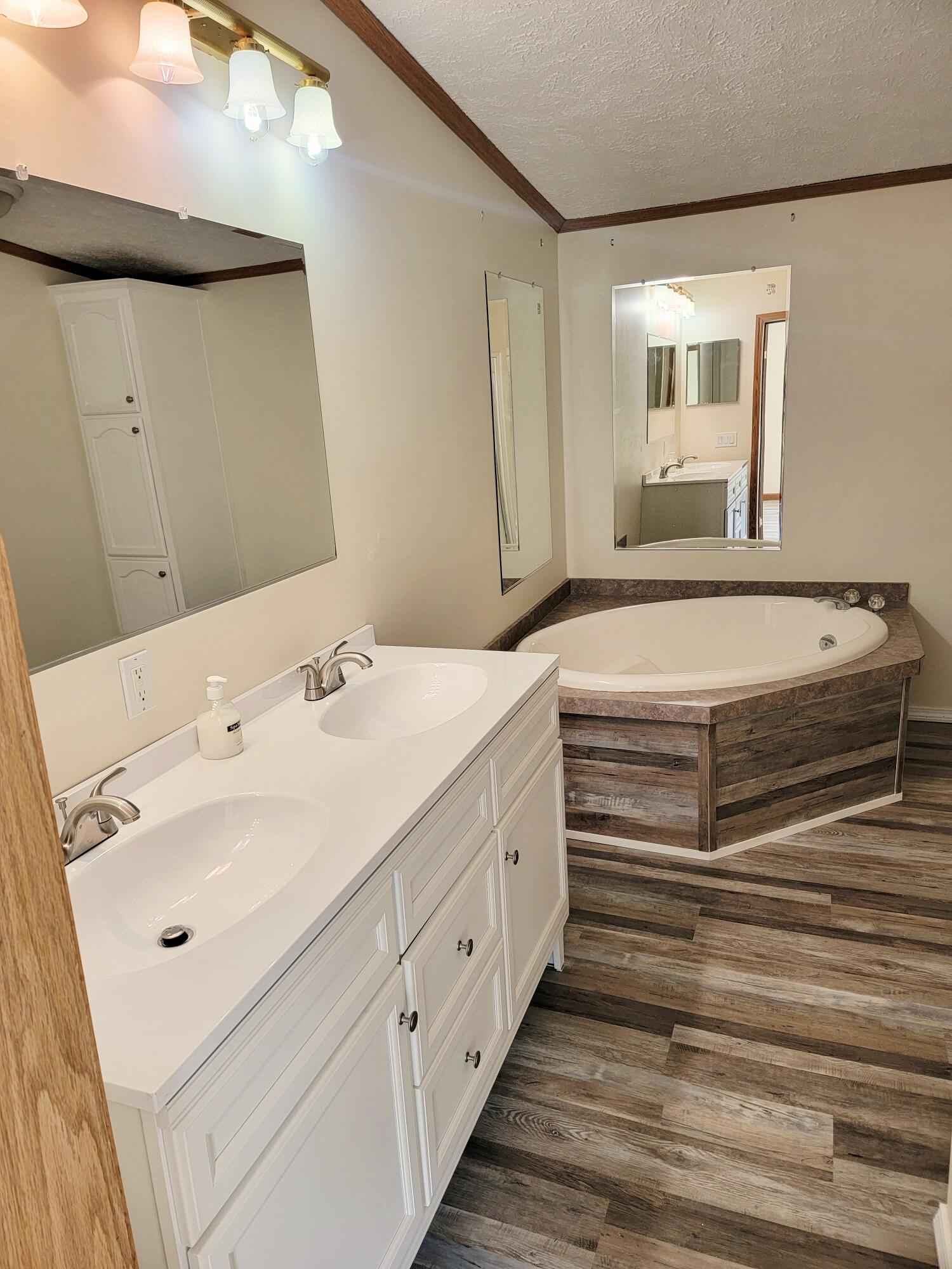 395 West Corinth Road Corinth, ME 04427 - Photo 15 of 47 20220921_093701