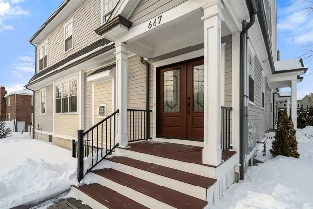 $1,290,000 | 667 Boylston Street, Unit 667, Newton, MA 02459