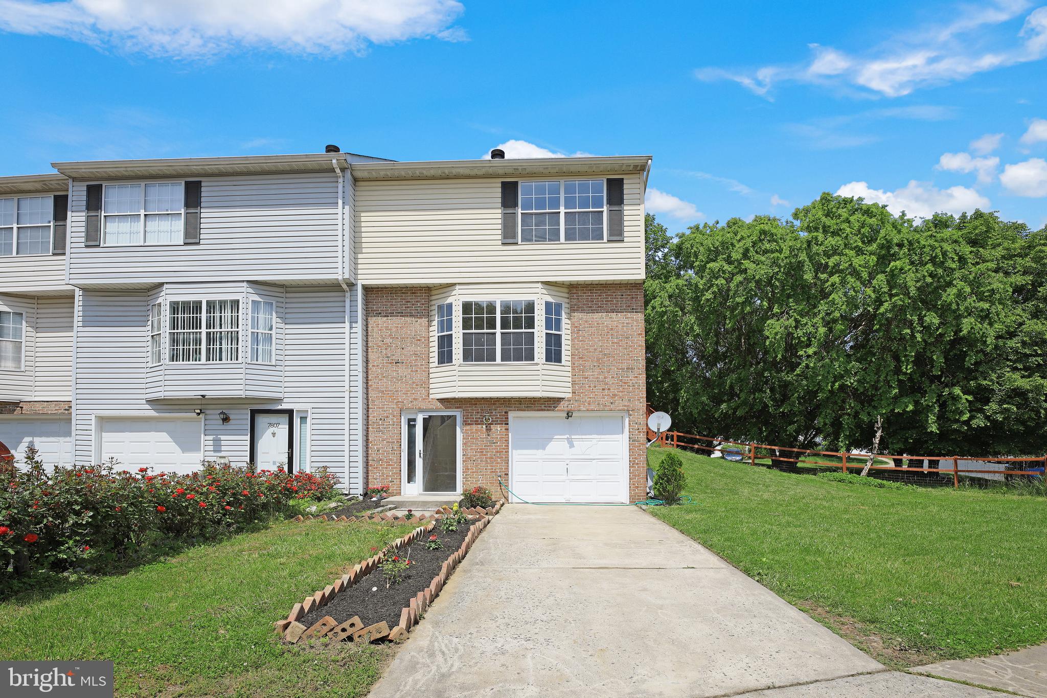 7805 Rolling View Avenue Nottingham, MD 21236 - Photo 2 of 25