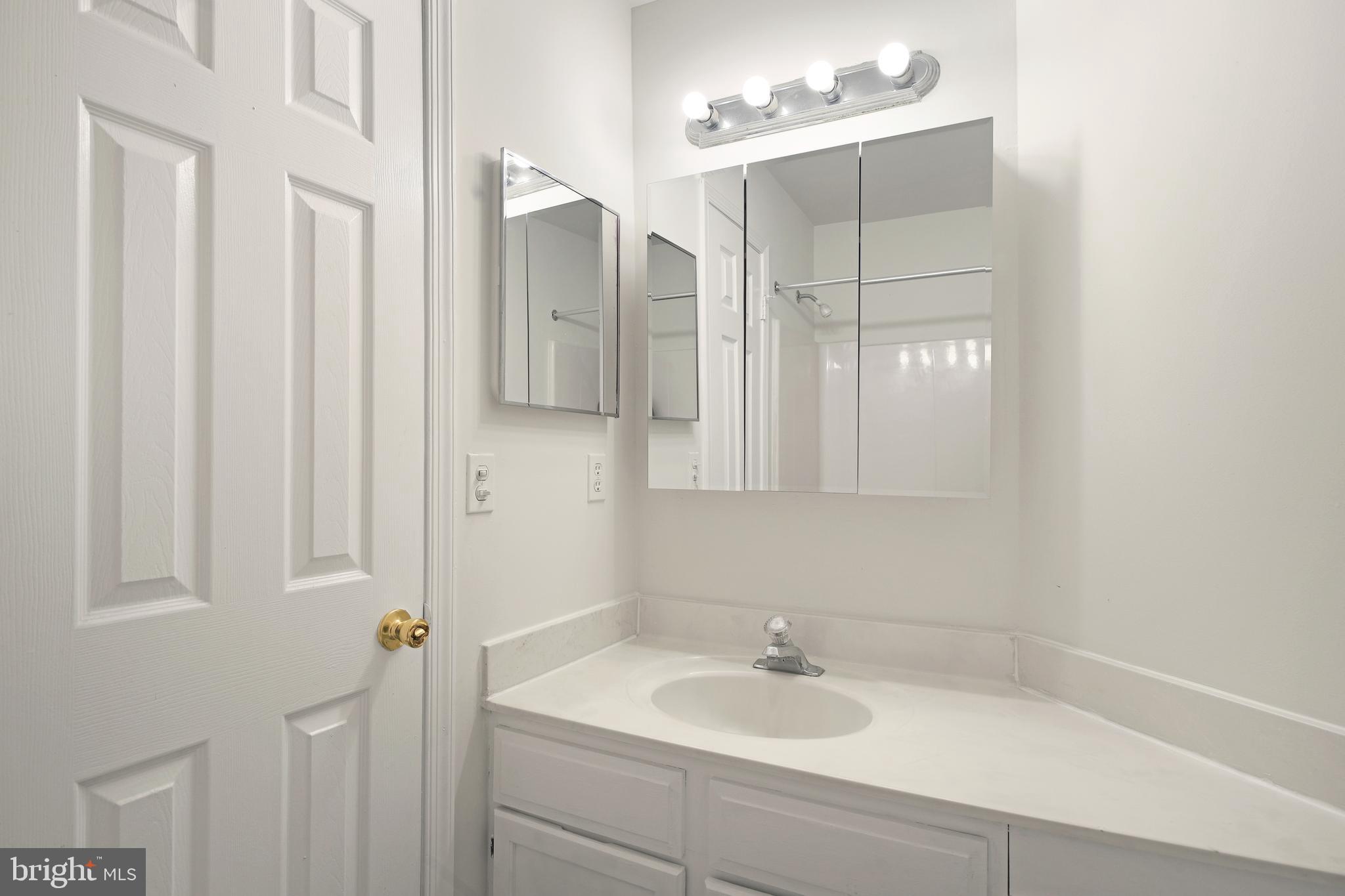 7805 Rolling View Avenue Nottingham, MD 21236 - Photo 21 of 25