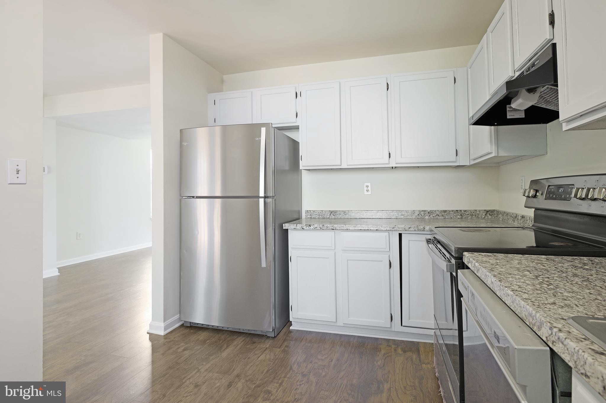 7805 Rolling View Avenue Nottingham, MD 21236 - Photo 9 of 25