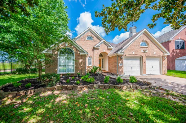 $2,600 | 703 Acacia Place, Missouri City, TX 77459