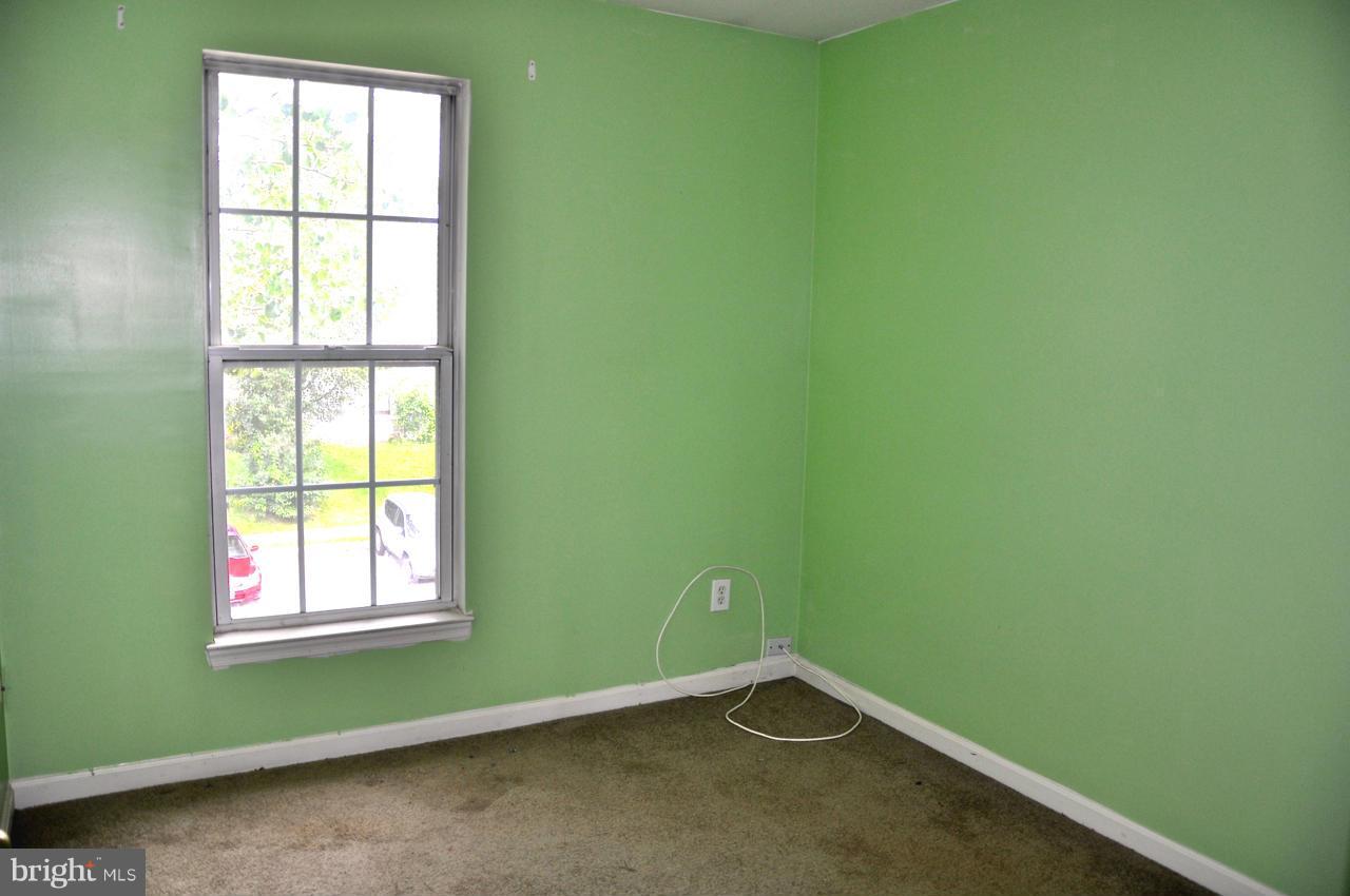 7393 Maury Road Baltimore, MD 21244 - Photo 6 of 21 Bedroom 1