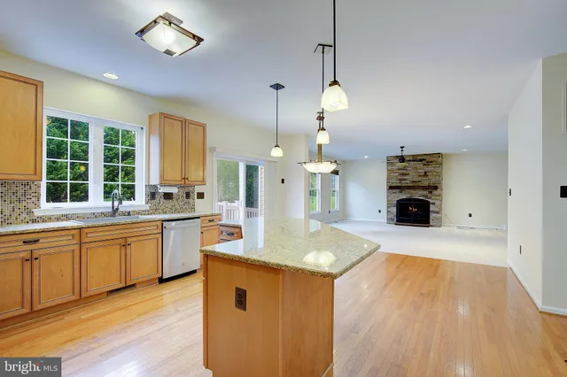 $799,990 | 301 Kim's Way, Huntingtown, MD 20639