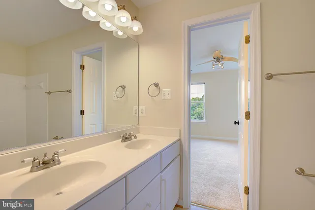 $799,990 | 301 Kim's Way, Huntingtown, MD 20639