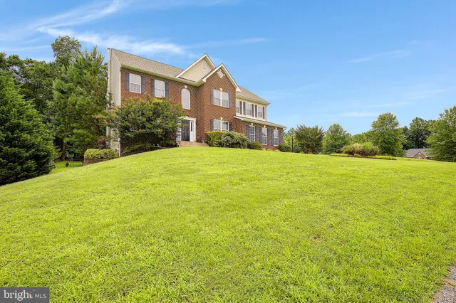 $799,990 | 301 Kim's Way, Huntingtown, MD 20639
