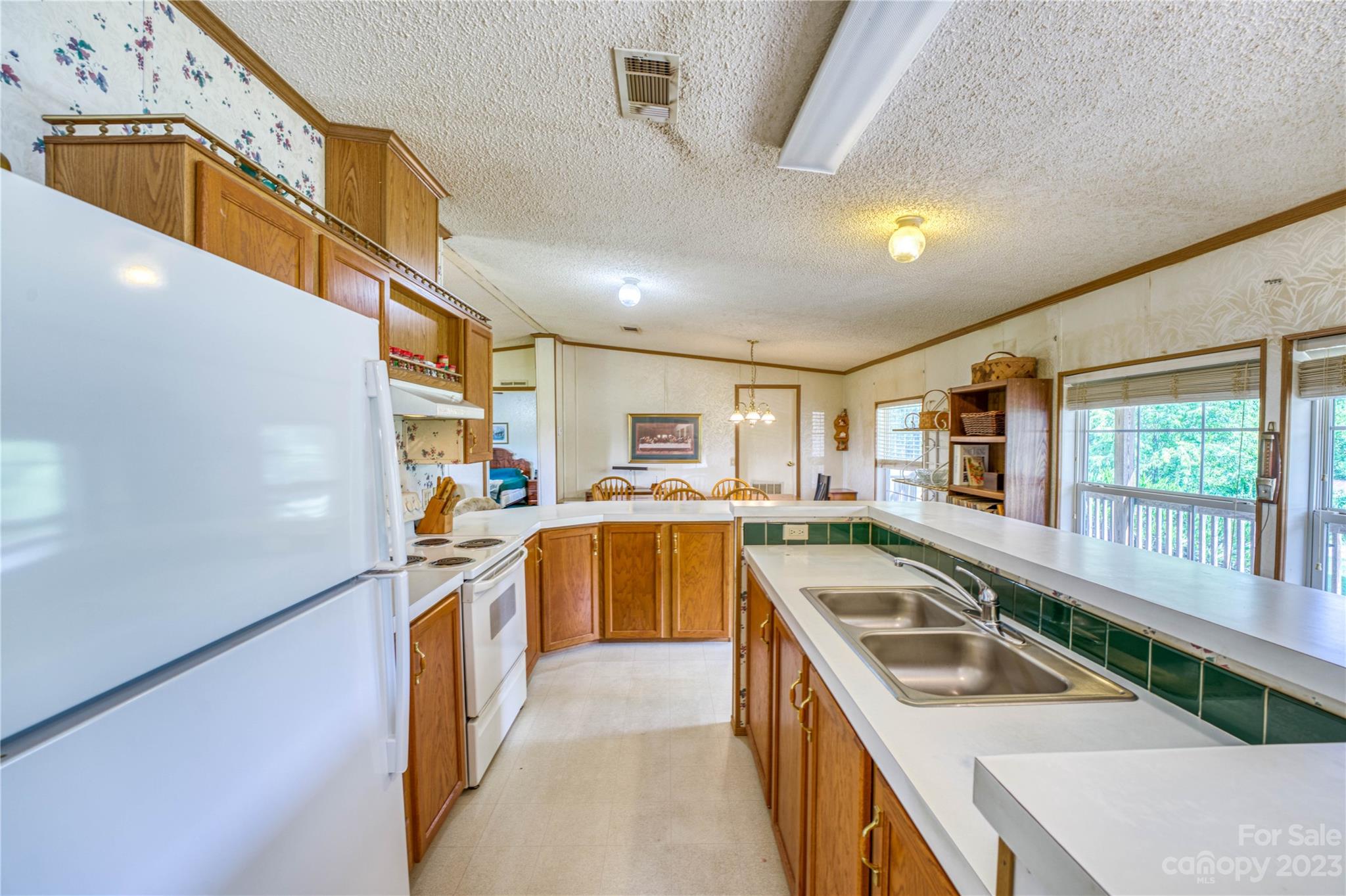 391 Ridgeview Road Leicester, NC 28748 - Photo 11 of 41 Gallery Image 11