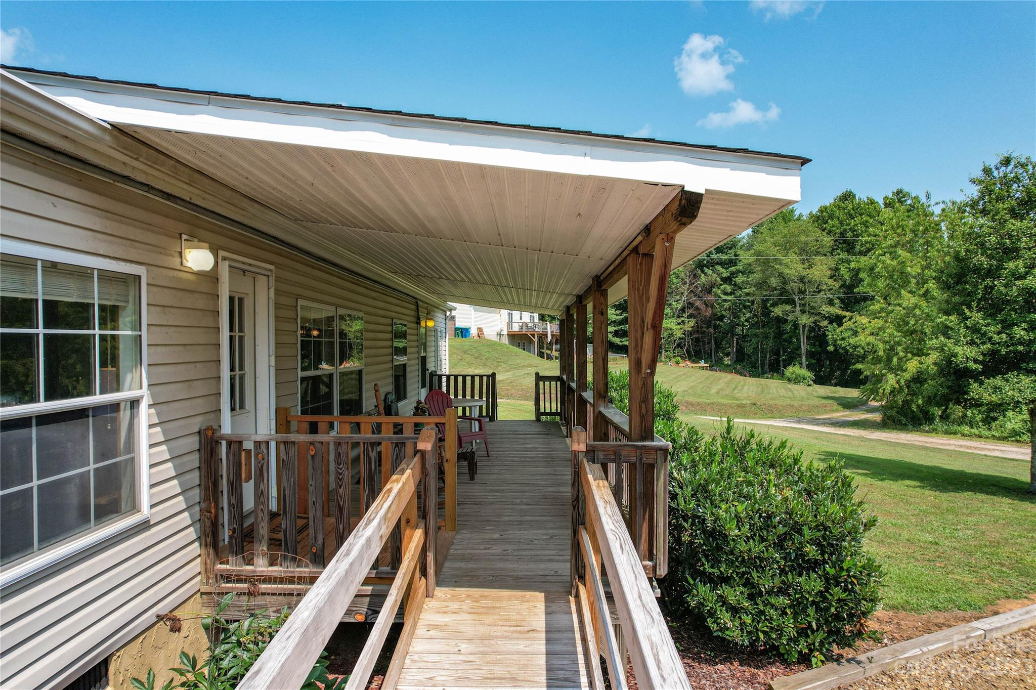 391 Ridgeview Road Leicester, NC 28748 - Photo 8 of 41 Gallery Image 8
