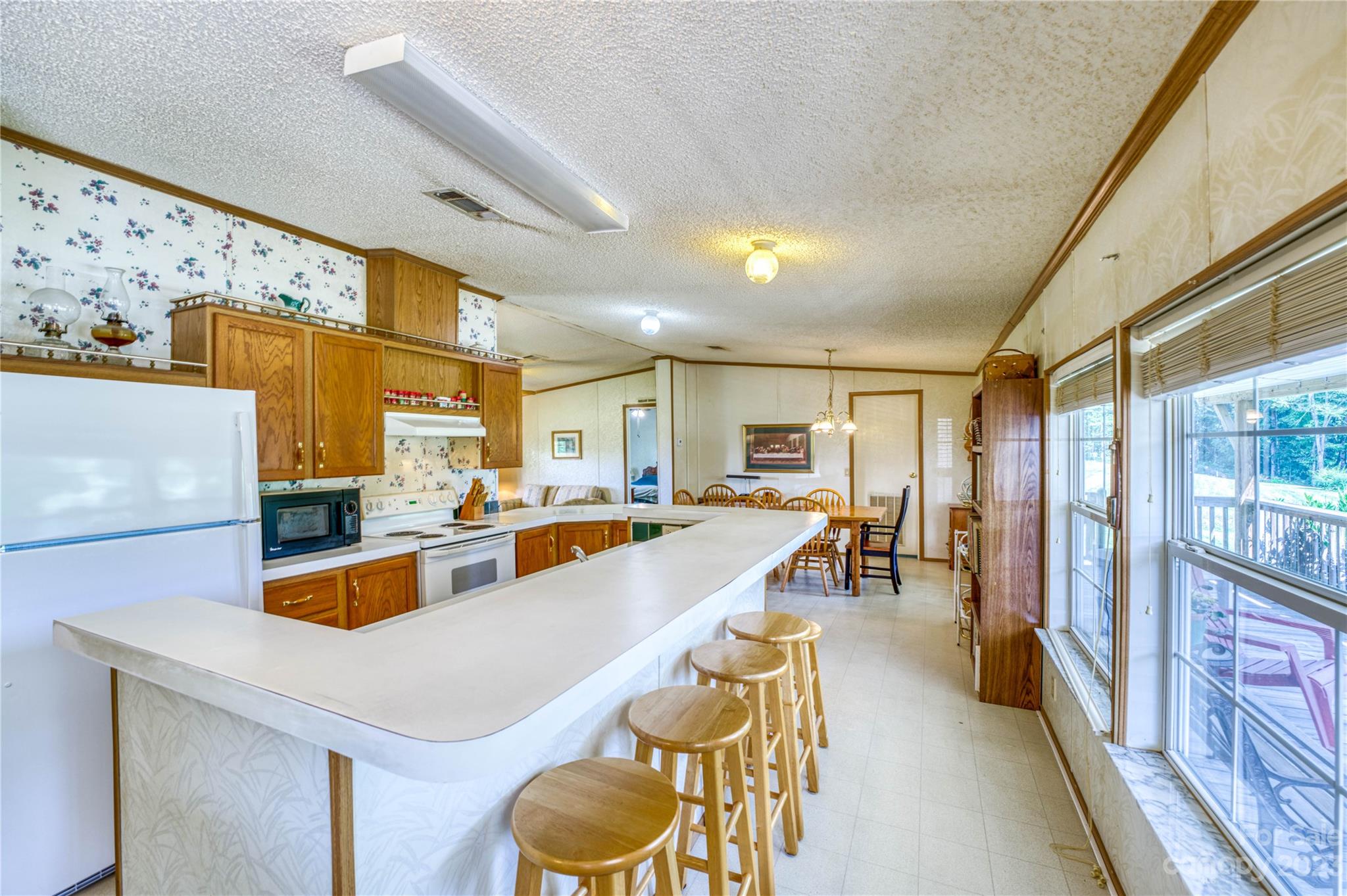 391 Ridgeview Road Leicester, NC 28748 - Photo 10 of 41 Gallery Image 10