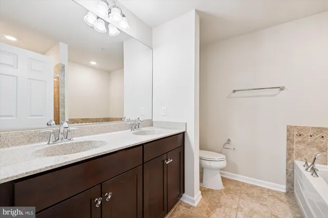 $588,000 | 637 Diamondback Drive, Unit 17A, Gaithersburg, MD 20878