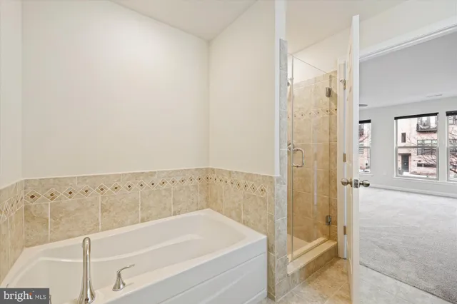 $588,000 | 637 Diamondback Drive, Unit 17A, Gaithersburg, MD 20878