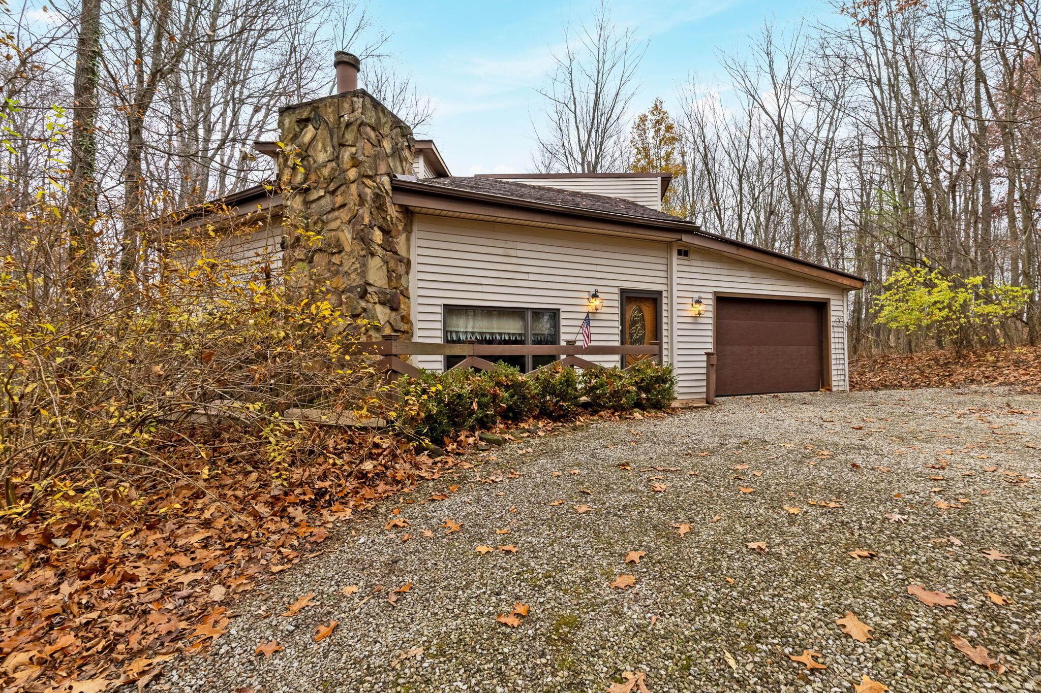 416 Grand Ridge Drive Howard, OH 43028 - Photo 2 of 47 2-web-or-mls-416GrandRidgeDriveExt_Homma