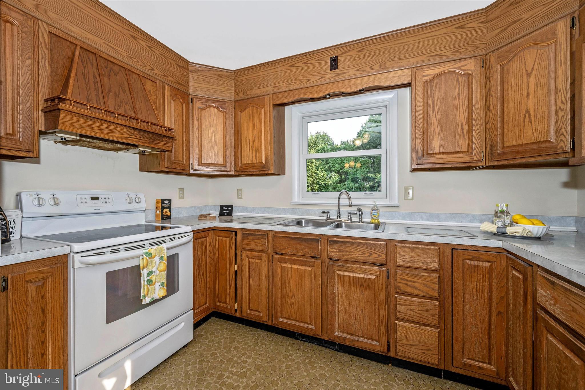 13530 Penn Shop Road Mount Airy, MD 21771 - Photo 14 of 31 The Kitchen Window Provides Lots of Sun!