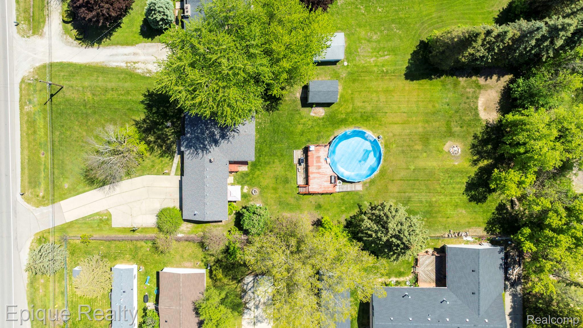 11110 Davison Road Davison, MI 48423 - Photo 5 of 65 Drone / aerial view
