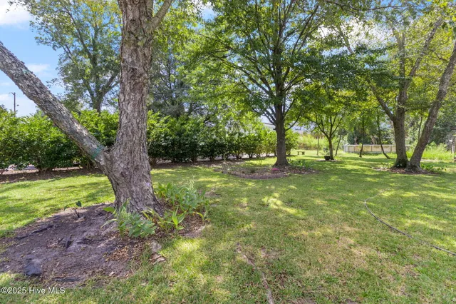 $183,000 | 104 Trent Street, Trenton, NC 28585