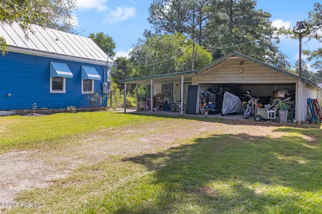 $183,000 | 104 Trent Street, Trenton, NC 28585