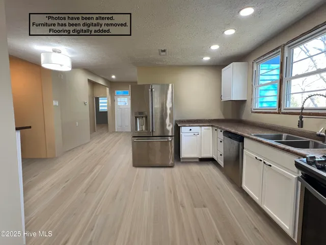 $183,000 | 104 Trent Street, Trenton, NC 28585