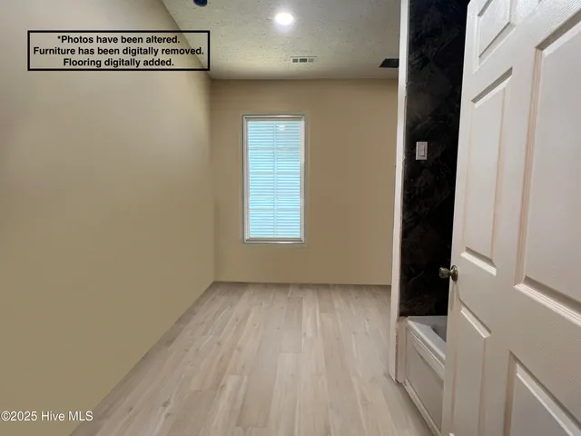 $183,000 | 104 Trent Street, Trenton, NC 28585