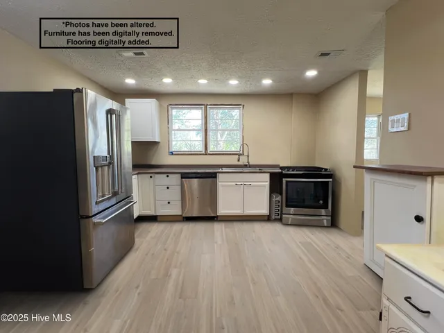 $183,000 | 104 Trent Street, Trenton, NC 28585