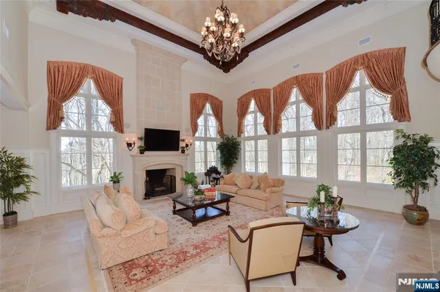 $5,795,000 | 15 North Church Road, Saddle River, NJ 07458