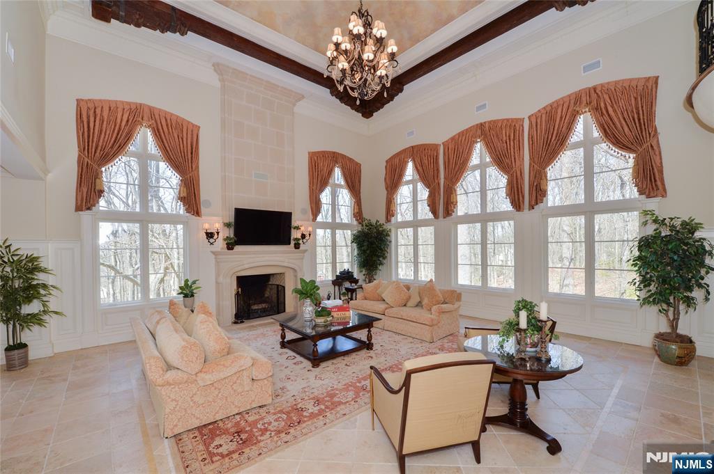 15 North Church Road Saddle River, NJ 07458 - Photo 18 of 43