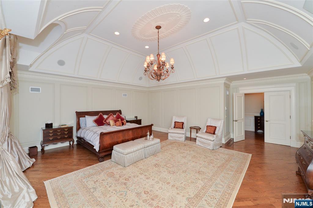 15 North Church Road Saddle River, NJ 07458 - Photo 24 of 43