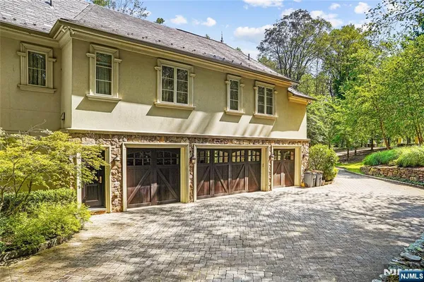 a view of a house with a outdoor space