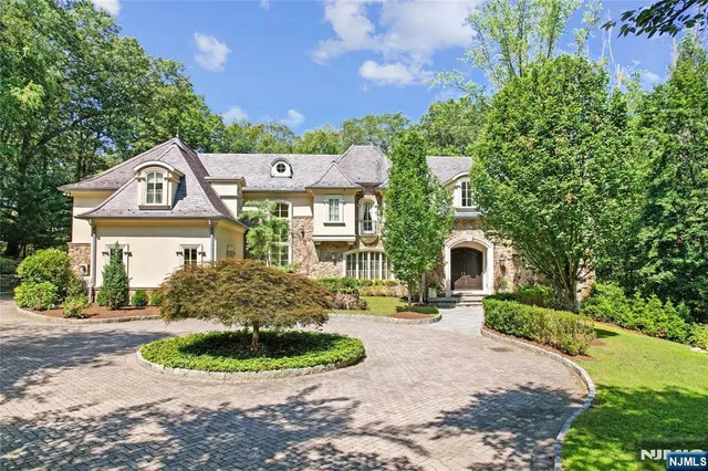 $5,795,000 | 15 North Church Road, Saddle River, NJ 07458