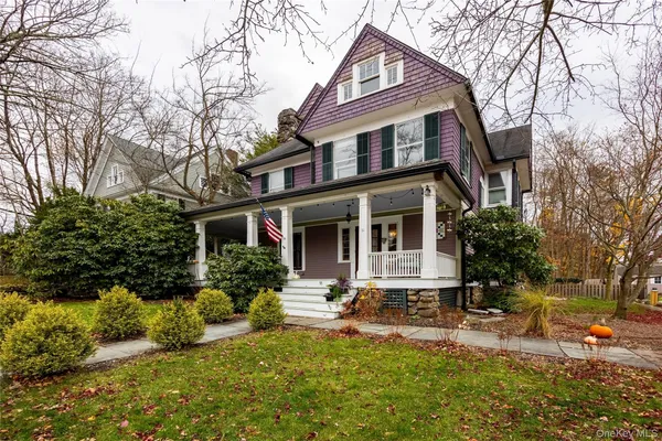 $699,000 | 11 Oakland Court, Warwick, NY 10990