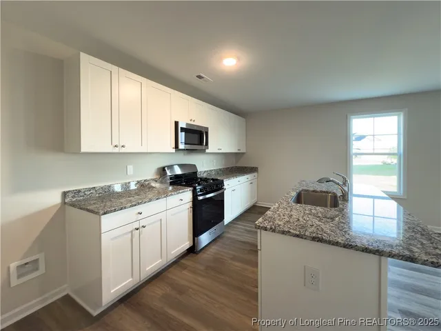 $337,950 | 2209 Roadster Pony Lane, Hope Mills, NC 28348