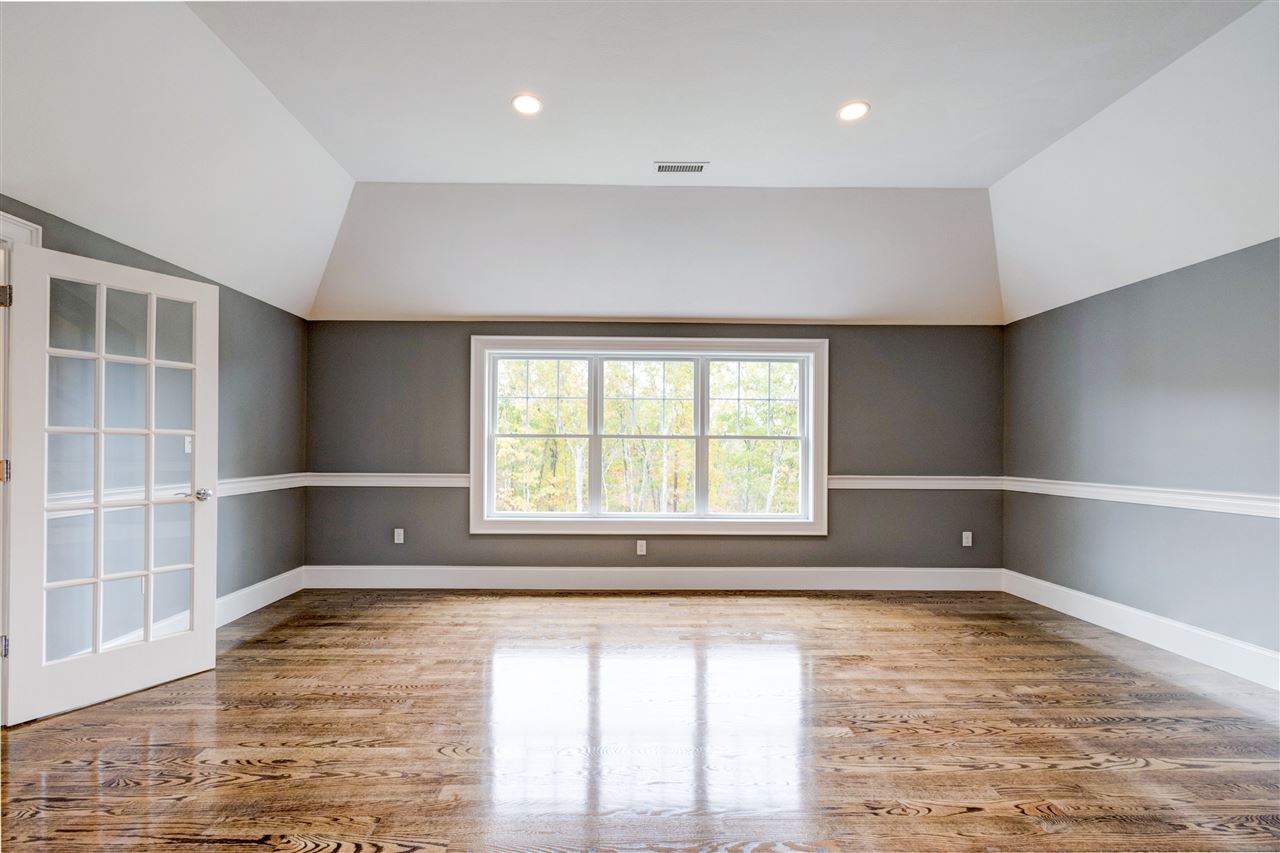 18 Bennington Road Windham, NH 03087 - Photo 26 of 33