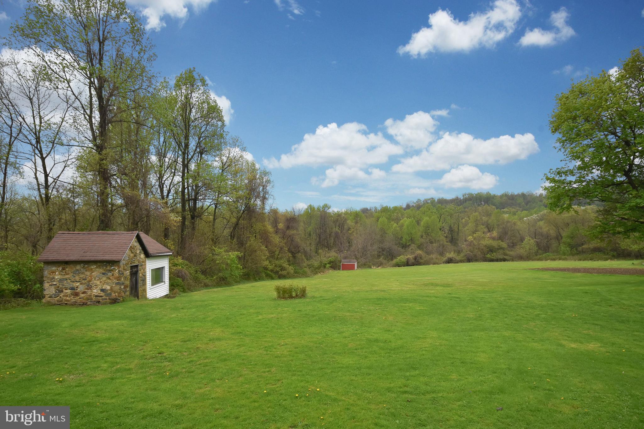 2759 Valley View Road Hellertown, PA 18055 - Photo 19 of 20