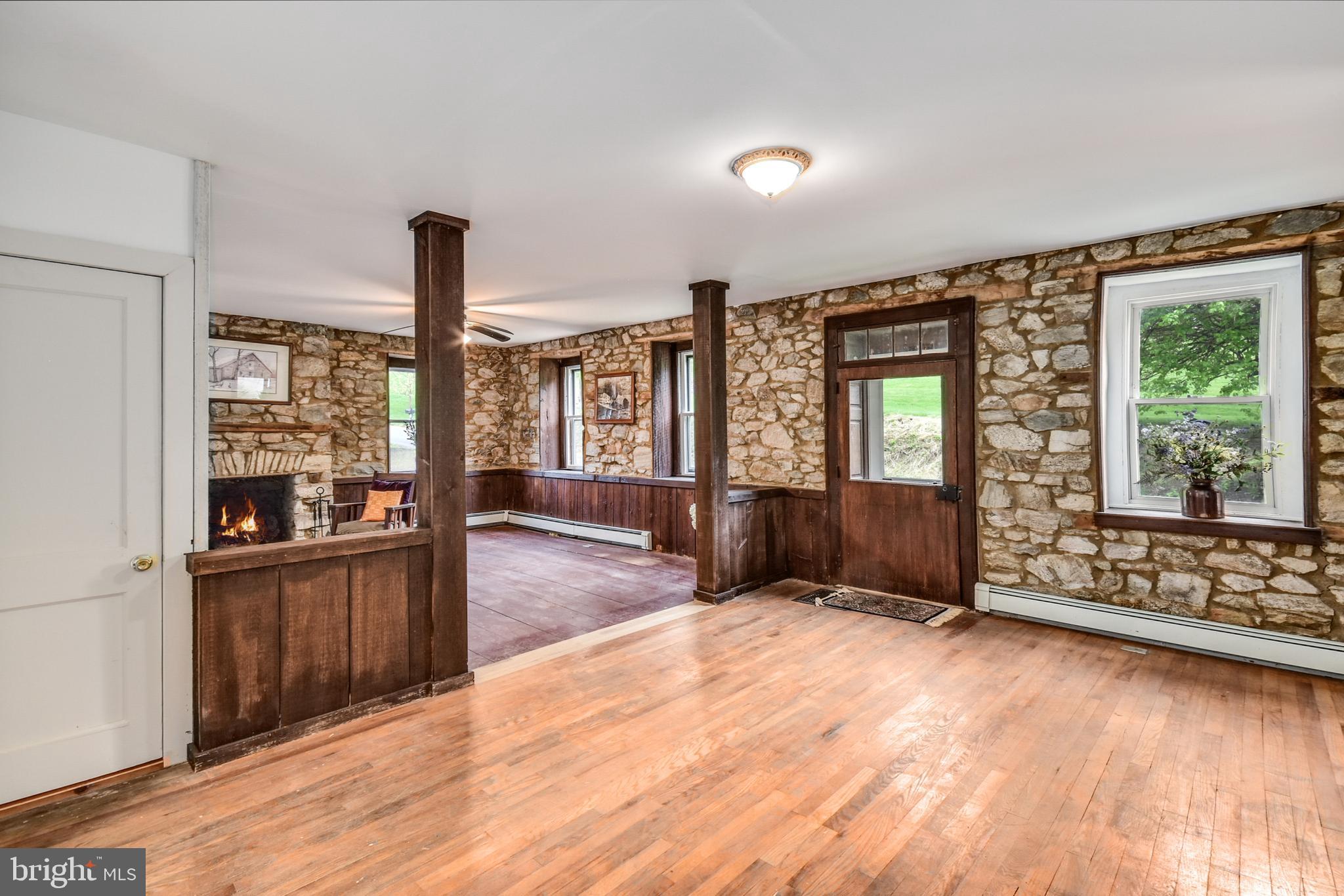2759 Valley View Road Hellertown, PA 18055 - Photo 6 of 20