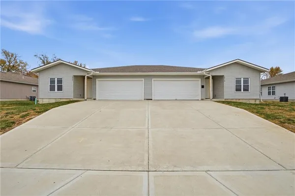 $225,000 | 10719 East 46th Terrace, Kansas City, MO 64133