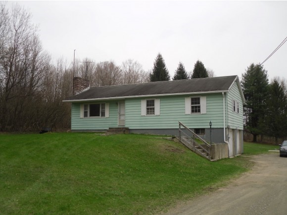 88 Settlers Road Bennington, VT 05201 - Photo 1 of 10 Gallery Image 1