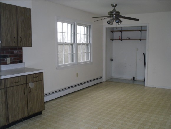 88 Settlers Road Bennington, VT 05201 - Photo 7 of 10 Gallery Image 7