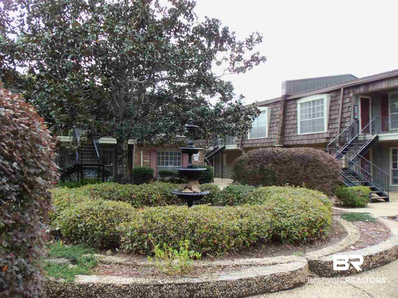 207 South Mobile Street, Unit 105 Fairhope, AL 36532 - Photo 4 of 23