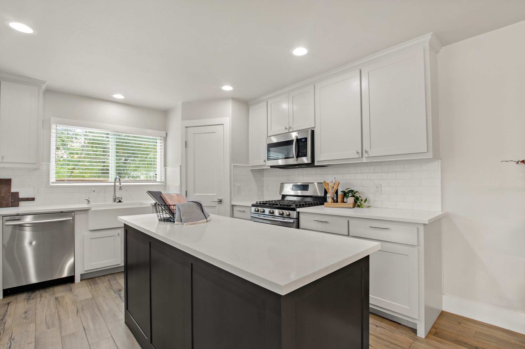 9110 Chisholm Lane Austin, TX 78748 - Photo 8 of 27