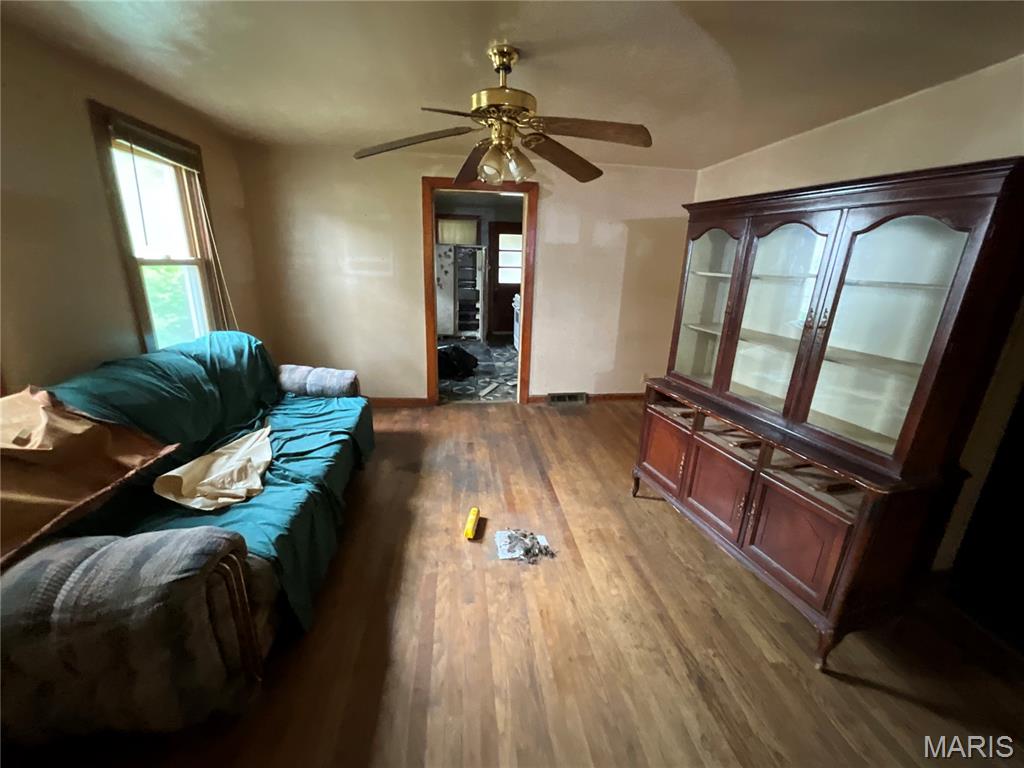 901 Washington Avenue Alton, IL 62002 - Photo 15 of 38