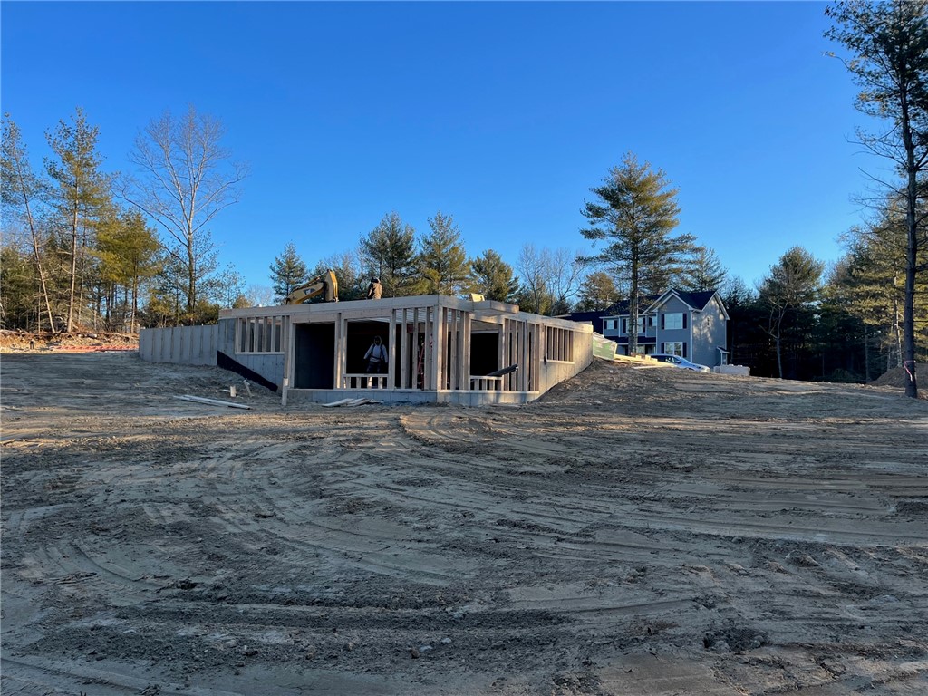4 Cassidy Trail Hope, RI 02831 - Photo 9 of 11