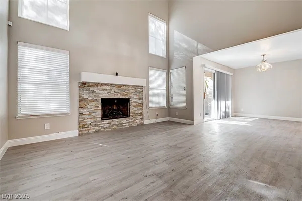$2,250 | 2641 Golden Sands Drive, Las Vegas, NV 89128