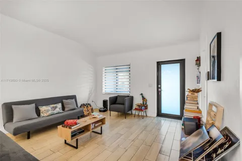 $800,000 | 2000 Southwest 16th Street, Miami, FL 33145