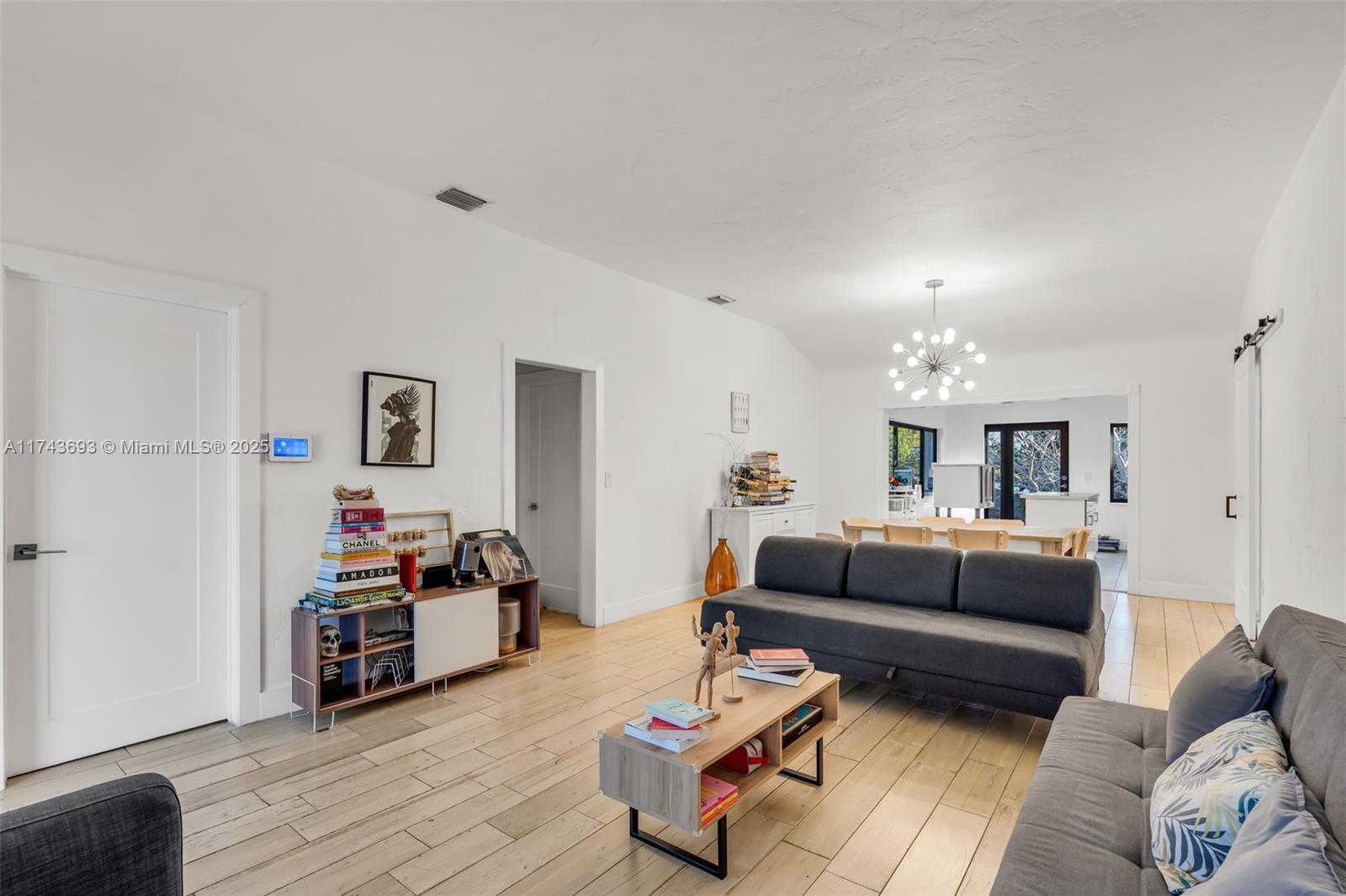 2000 Southwest 16th Street Miami, FL 33145 - Photo 6 of 19 Gallery Image 6